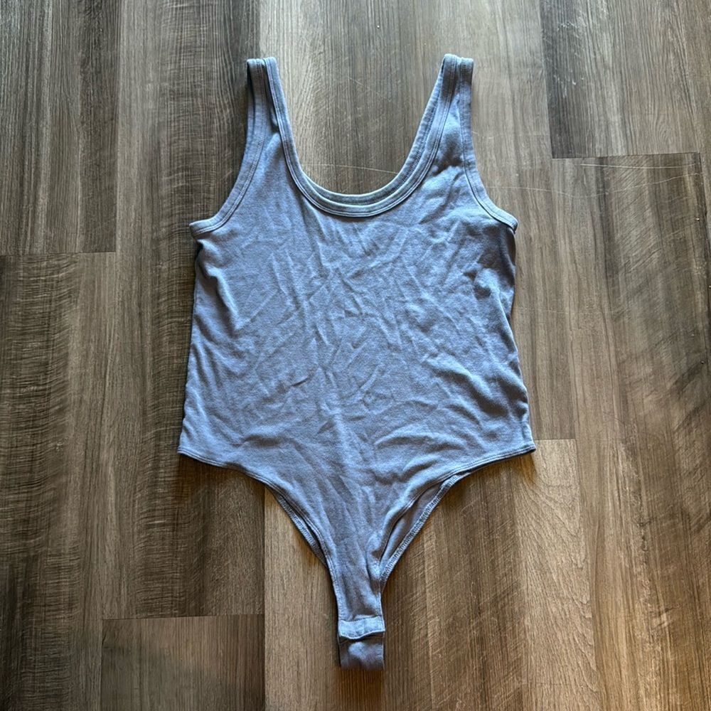 XL body suit
